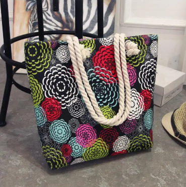 Perfect summer tote bag