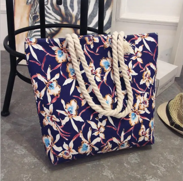 Perfect summer tote bag